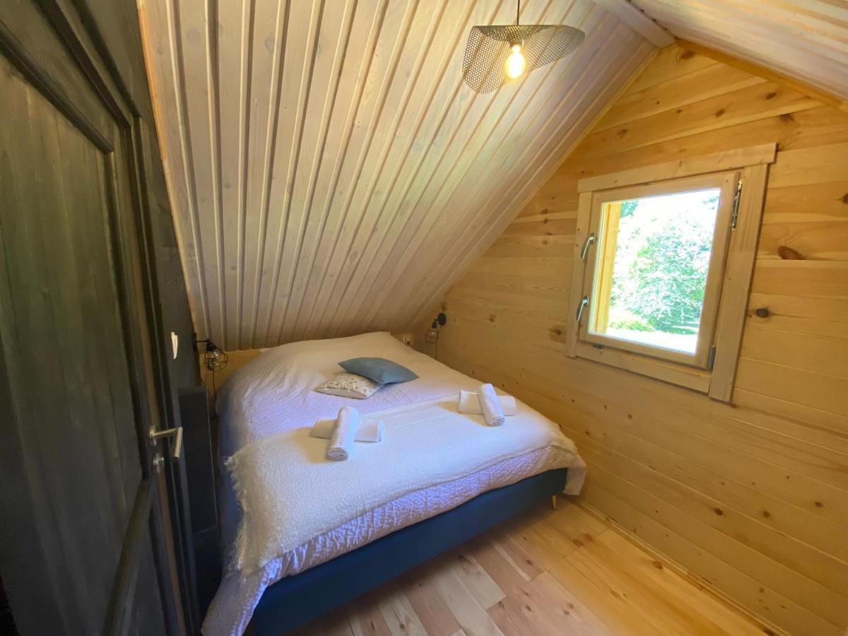 Le Domaine Caribou Bed & Breakfast Sainte-Opportune-la-Mare Exterior photo