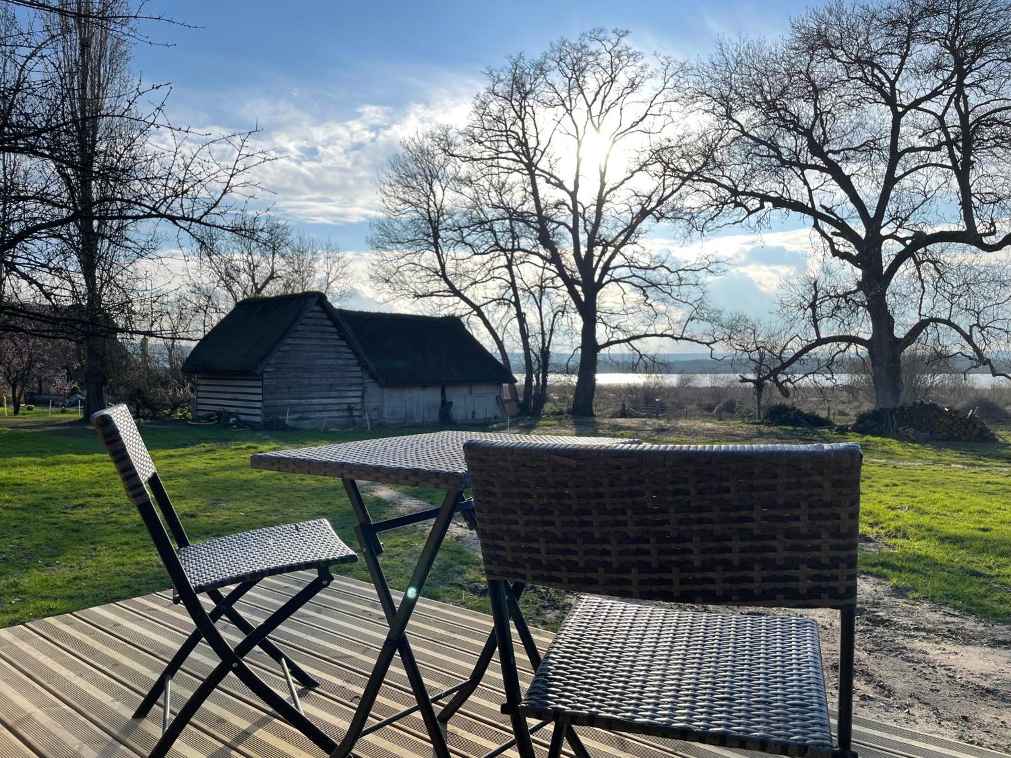Le Domaine Caribou Bed & Breakfast Sainte-Opportune-la-Mare Exterior photo